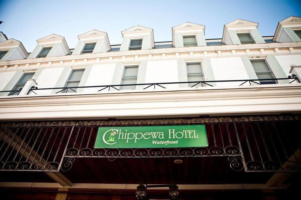 Chippewa Hotel Waterfront 매키낙 아일랜드 외부 사진